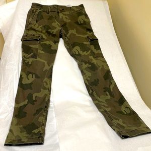 True Religion army cargo pant